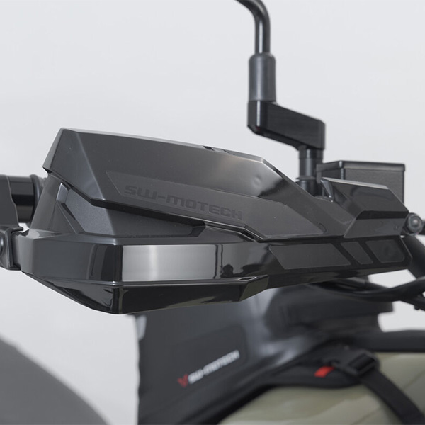 Adv 08 990 76000 4 Xl