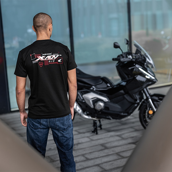 26YM Apparel Location Tribute 08AUD TEE 011A HONDA TRIBUTE XADV TEE BLACK