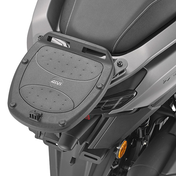 SR2176 Special Rack Mounted On Givi Yamaha Tricity125 25