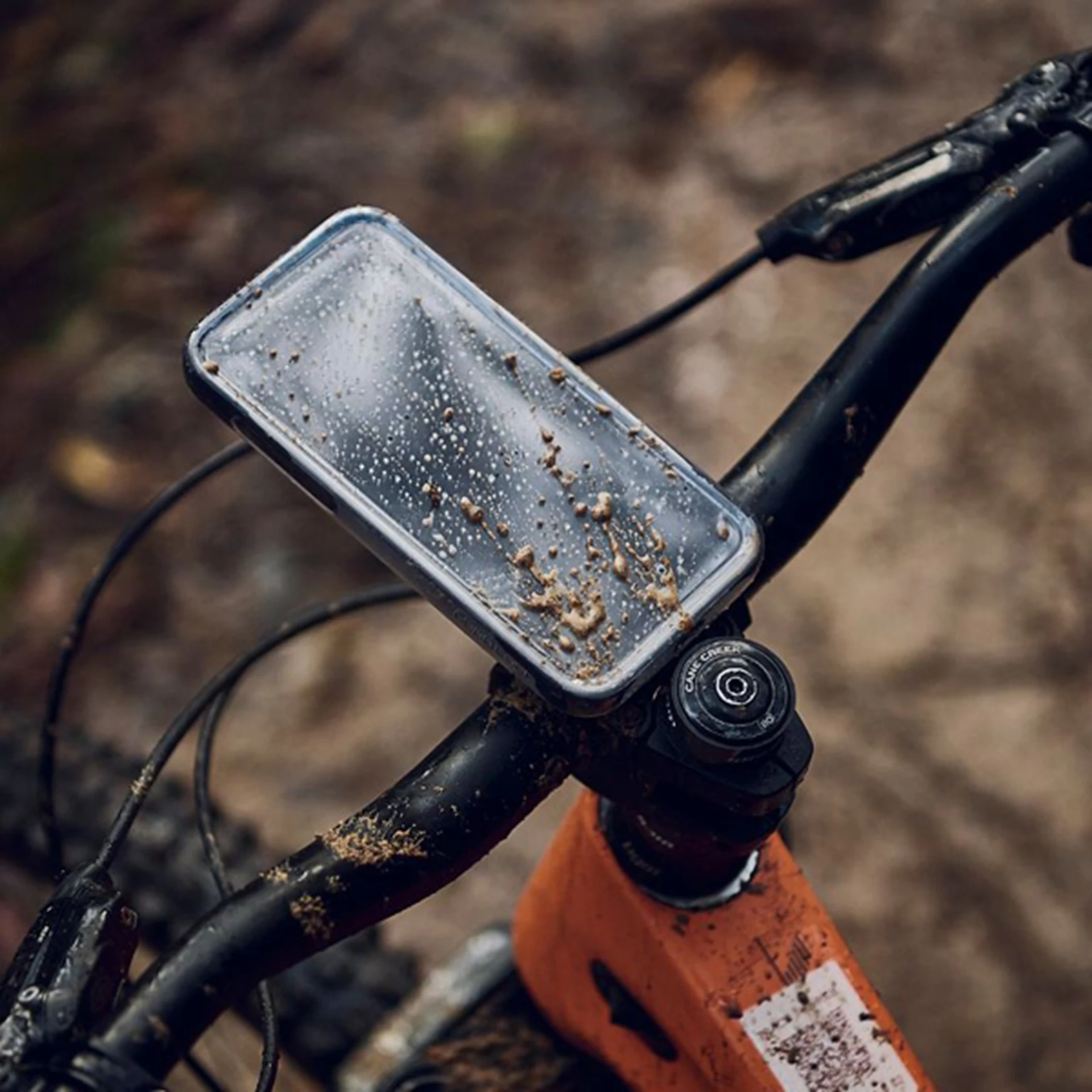 Quad Lock Iphone MAG Poncho 3