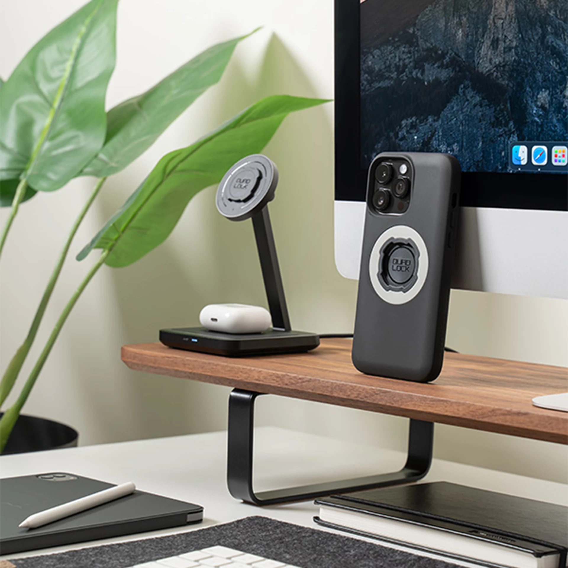 MAG Dualdesktopcharger IPHONE (10)