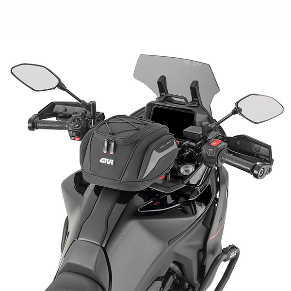 EASY07 Tanklock Bag Mounted On Givi Yamaha Tracer7 25
