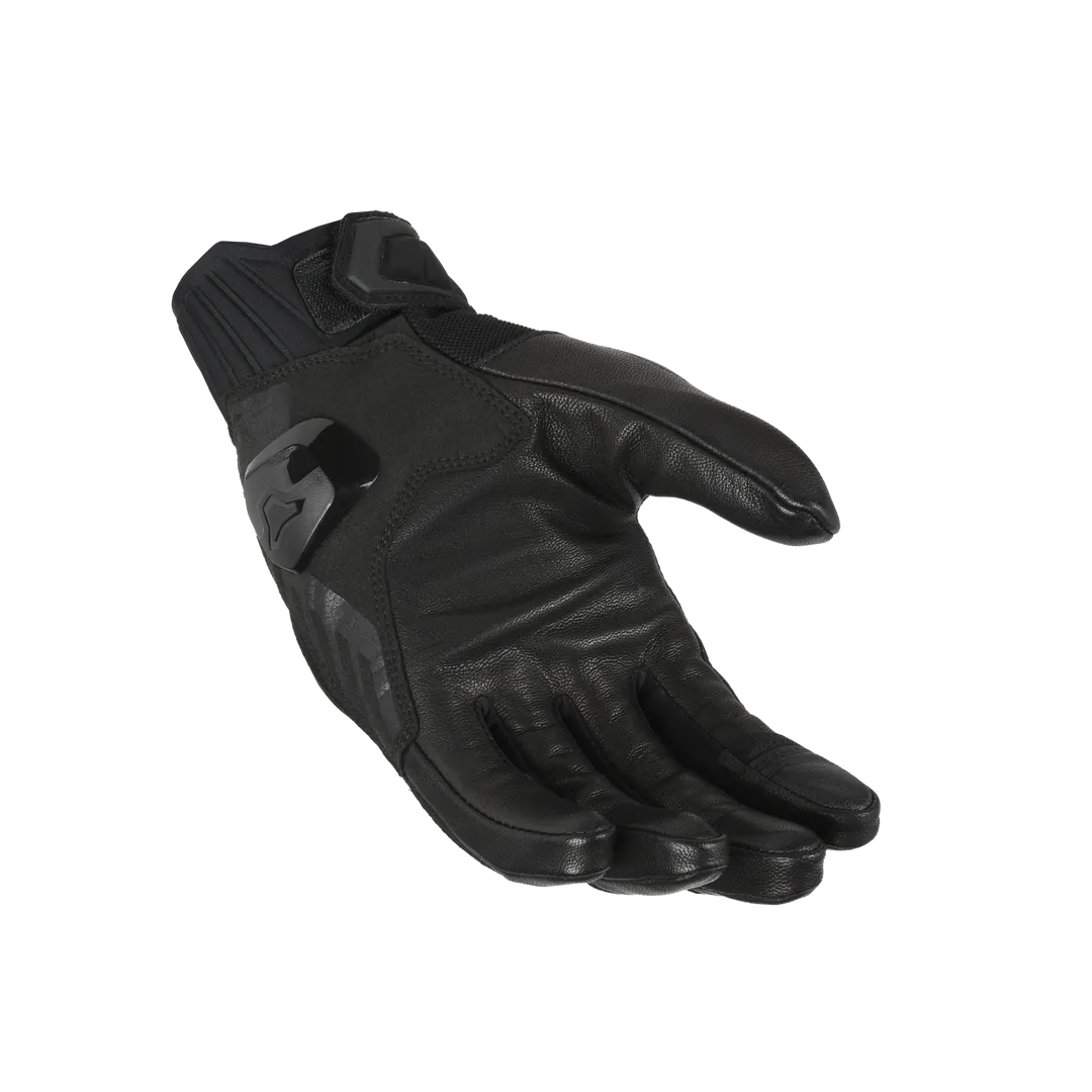 Macna Octavius 1906313101 02