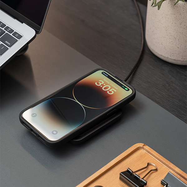 MAG Wirlesschargingpad Iphone (7)