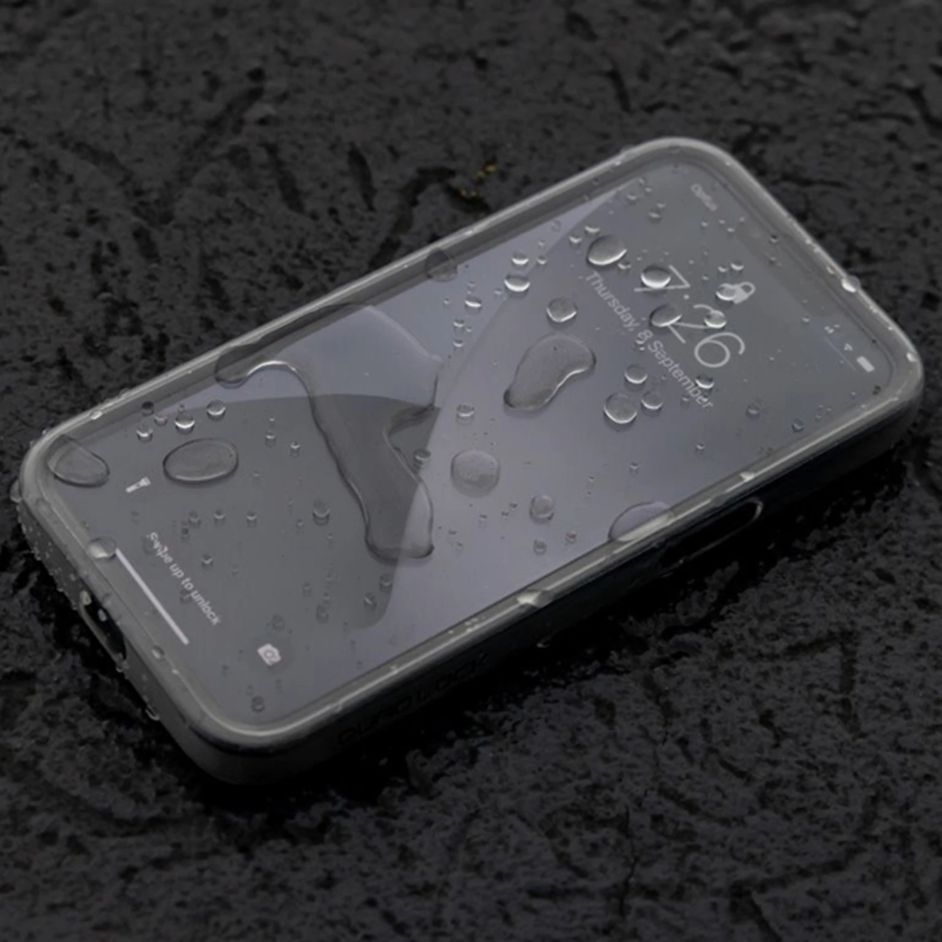 Quad Lock Iphone MAG Poncho 1