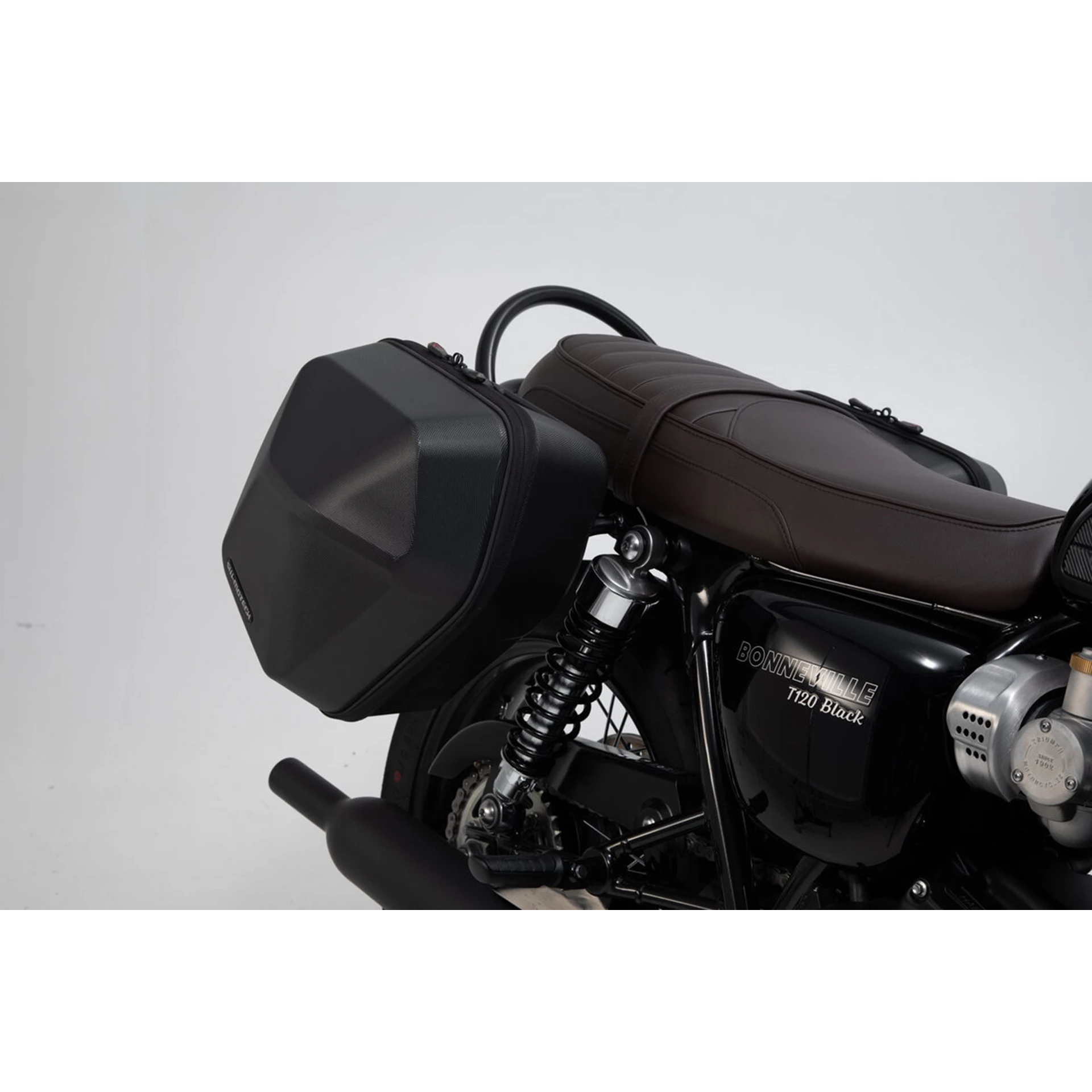 BC.HTA.11.743.30000B 4