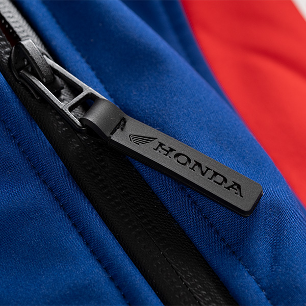 08AUD TVE 001 DETAIL01 HRC HONDA RACING VEST