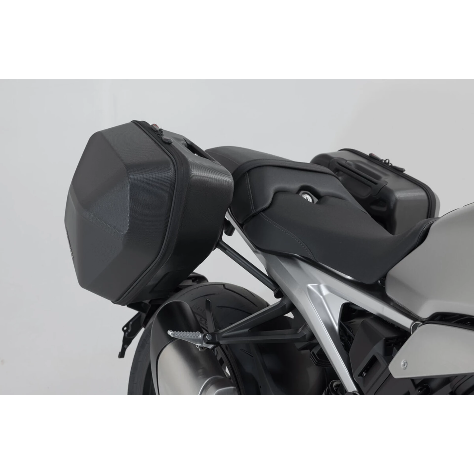 BC.HTA.01.979.30000B 5